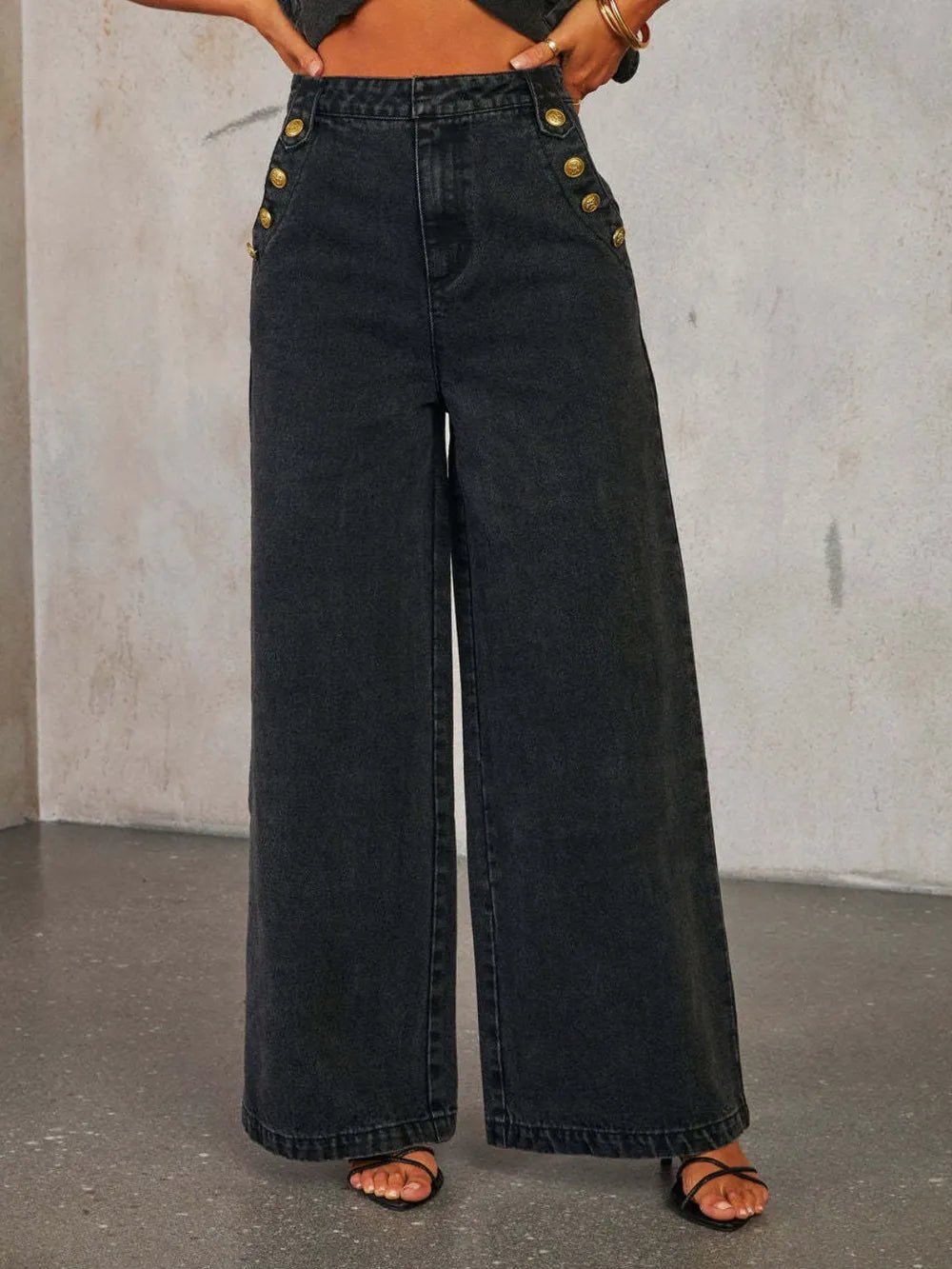 Button Decor High Rise Wide Leg Jeans - Lara Moda