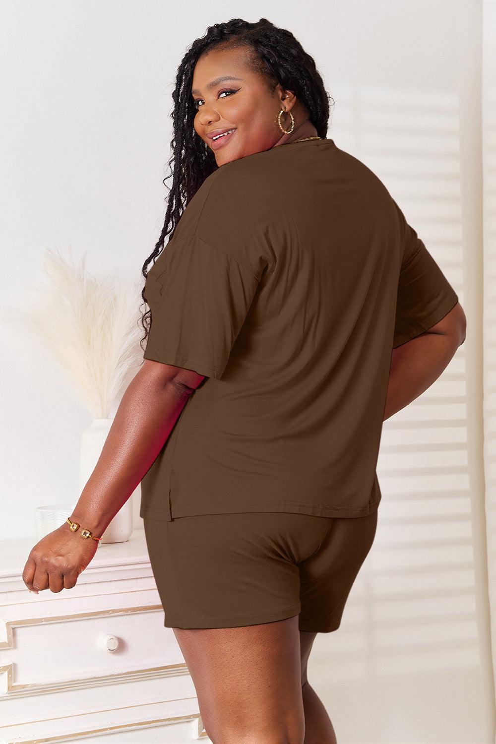 Conjunto Basic Bae Top Meia Manga e Short em Rayon Macio - Tamanho Grande - Lara Moda