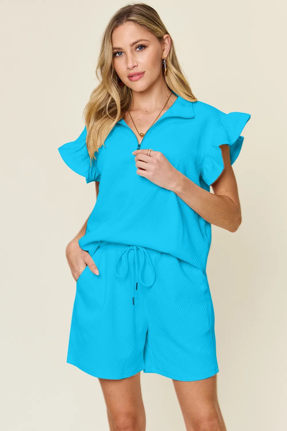Conjunto Double Take com Top Texturizado Manga Babado e Short com Cordão - Lara Moda