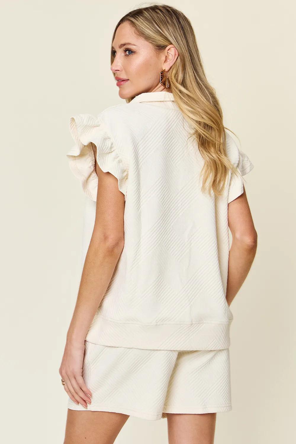 Conjunto Double Take com Top Texturizado Manga Babado e Short com Cordão - Lara Moda