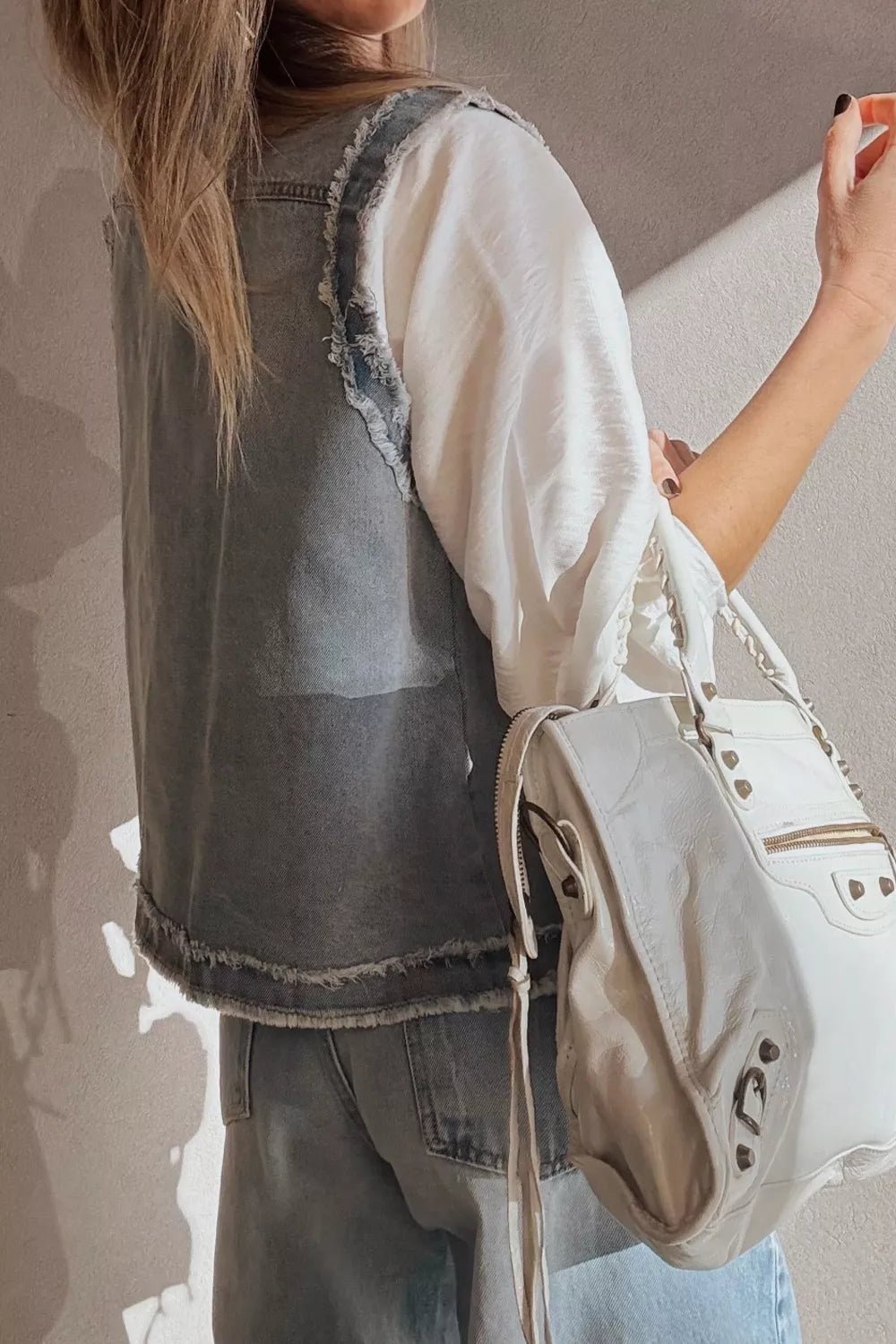 Frayed Edge Flap Pockets Denim Vest Jacket - Lara Moda