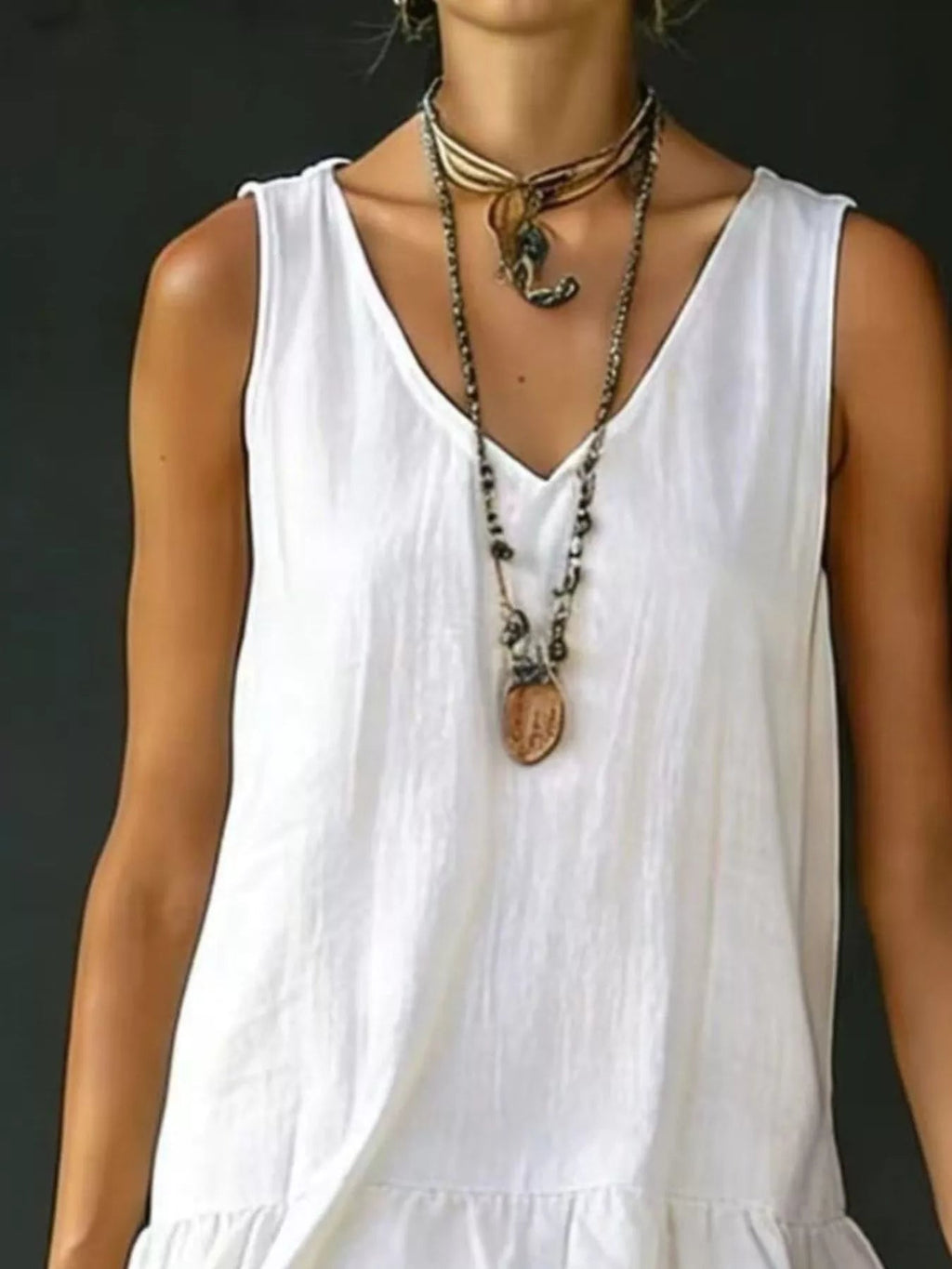 Full Size Ruffled Hem V-Neck Sleeveless Dress Plus Size - Lara-moda store