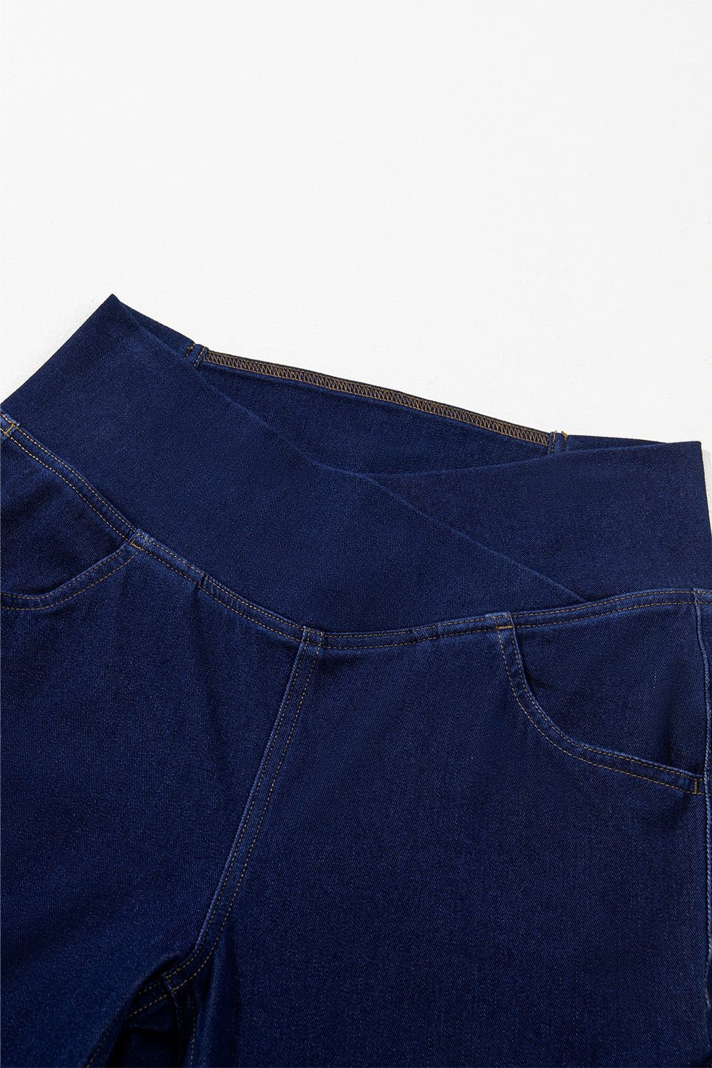 High-Waisted Flare Jeans - Lara Moda