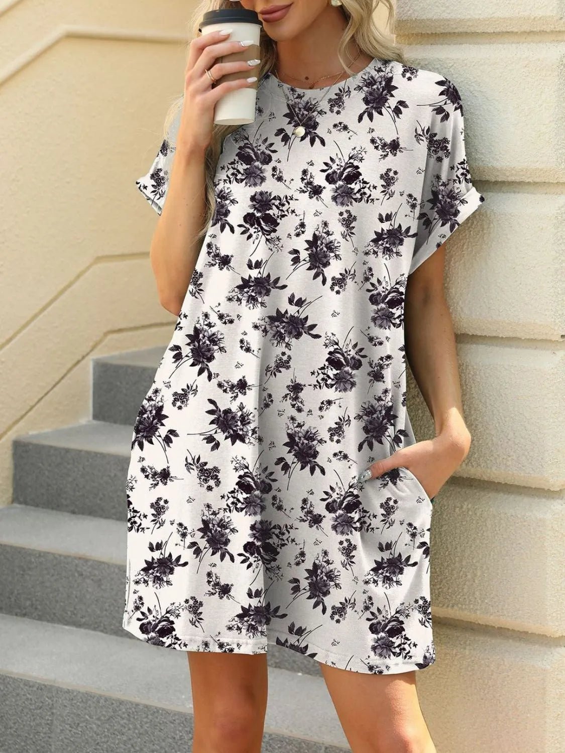Printed Round Neck Short Sleeve Mini Dress - Lara-moda store