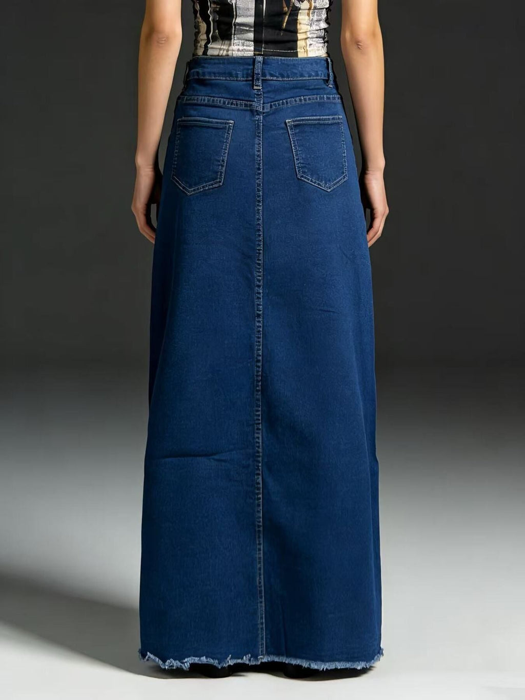 Raw Hem Maxi Denim Skirt - Lara Moda