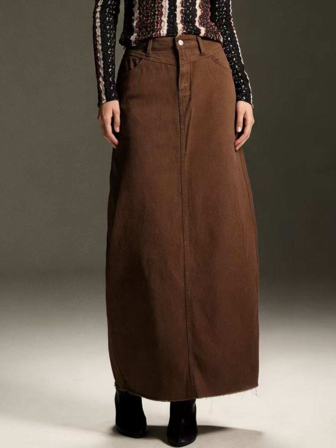 Raw Hem Maxi Denim Skirt - Lara Moda