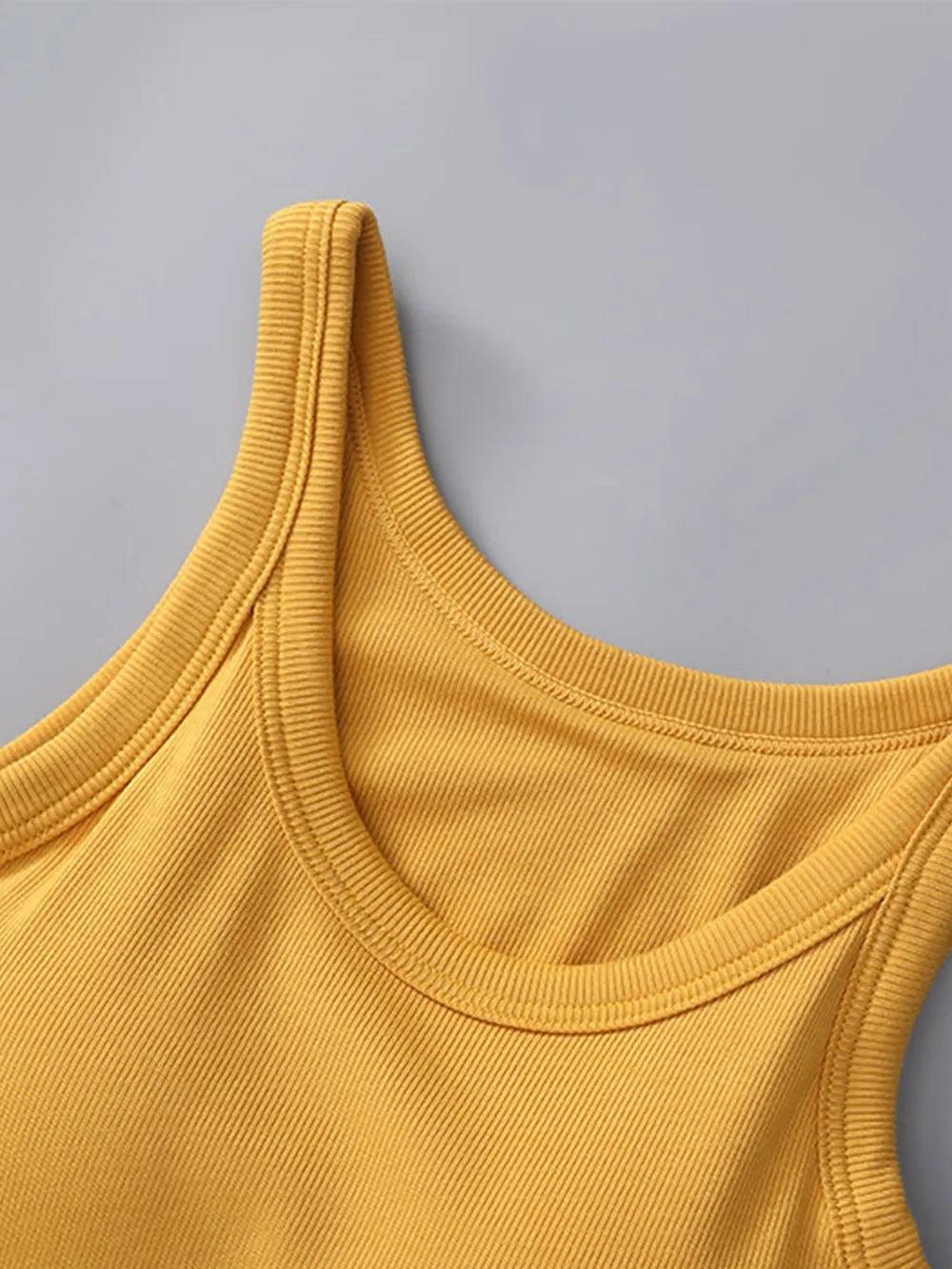 Regata Gola Redonda com Sutiã Embutido - Lara Moda