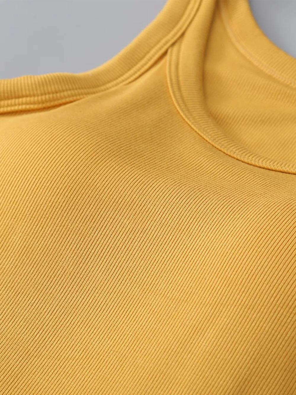 Regata Gola Redonda com Sutiã Embutido - Lara Moda