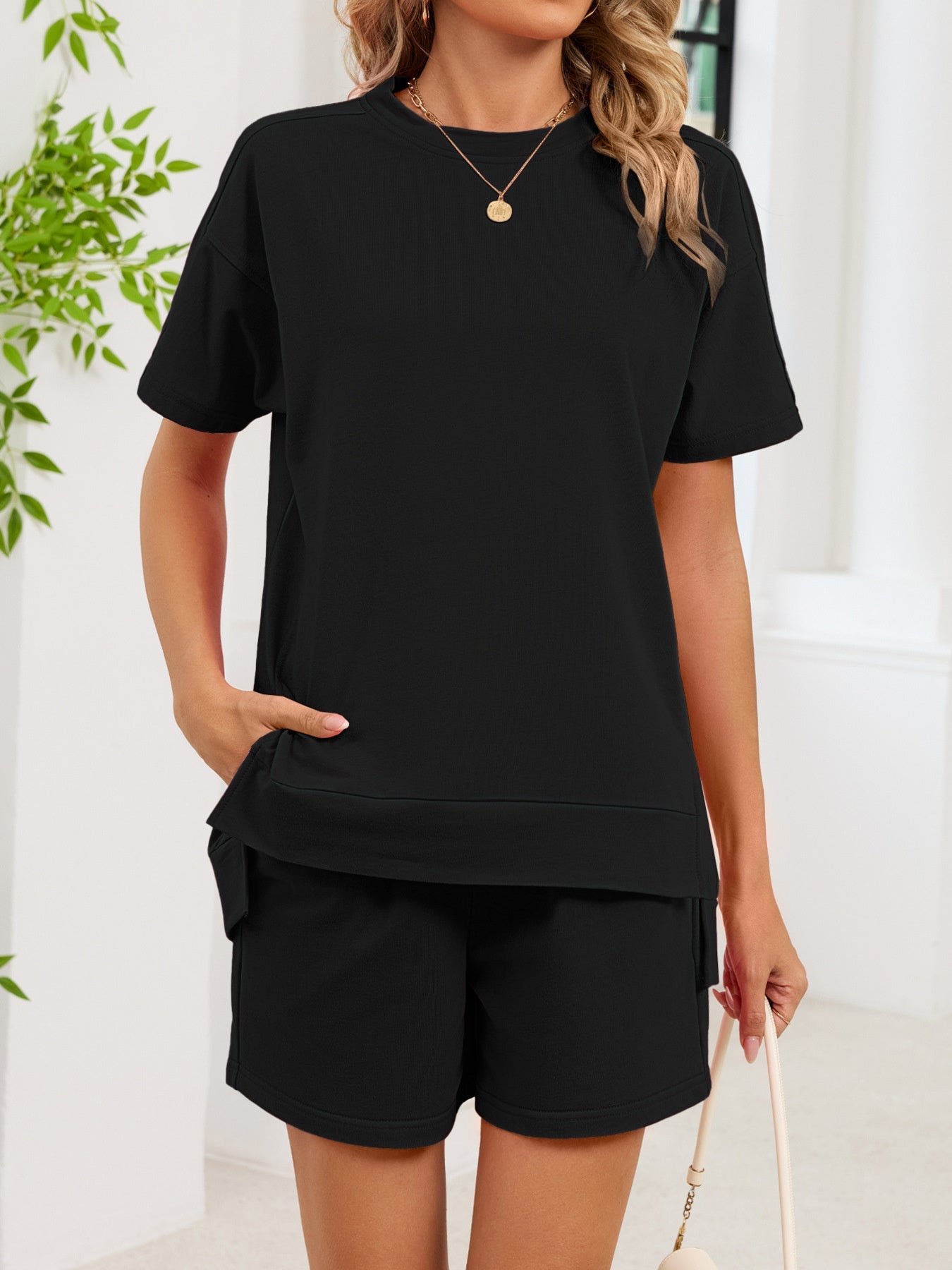 Round Neck Short Sleeve T-Shirt and Shorts Set - Lara Moda