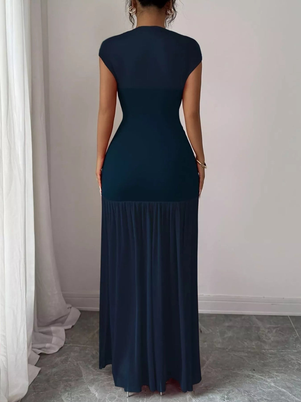 Ruched Bodycon Maxi Dress - Lara Moda