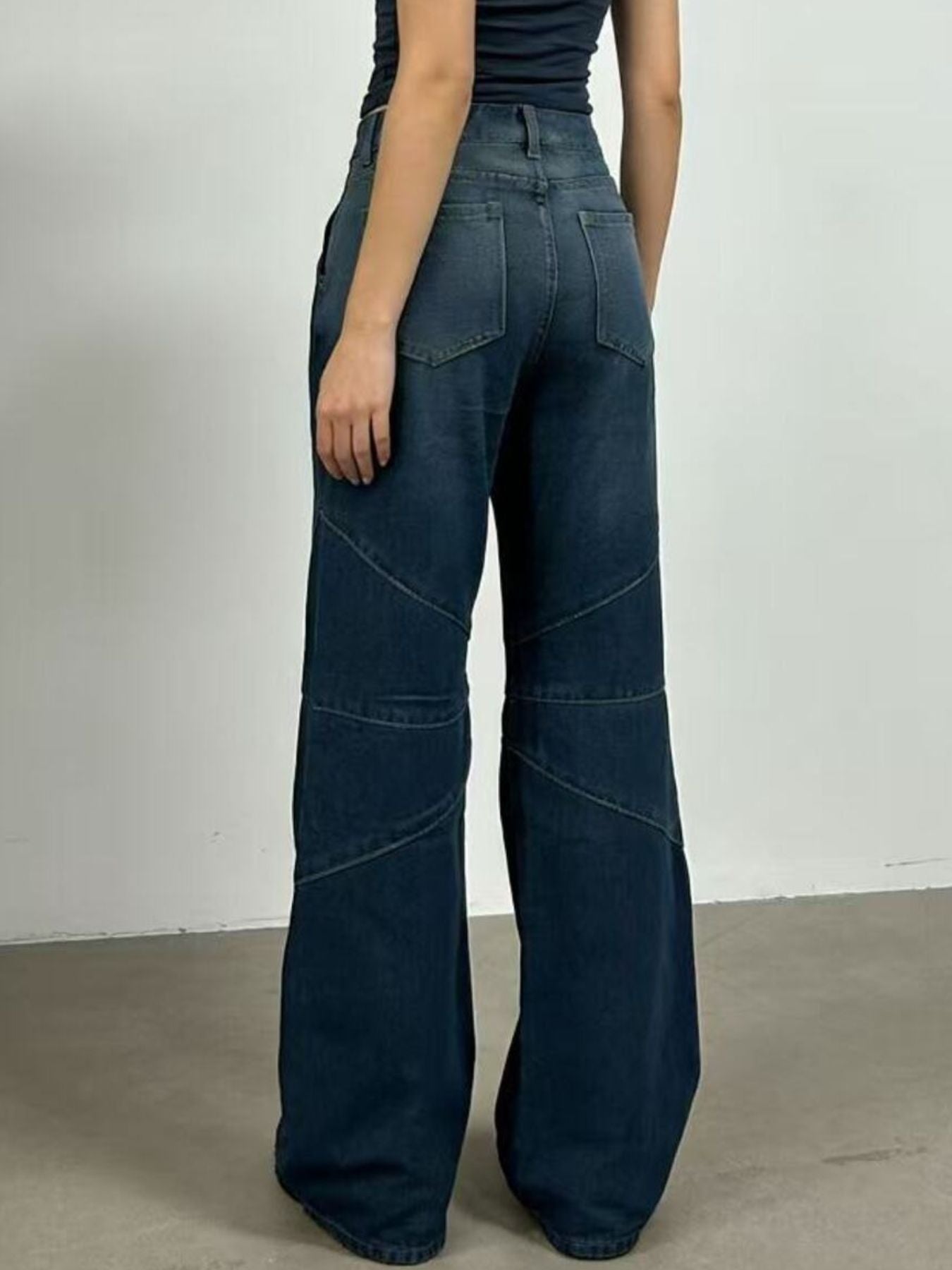 Vintage Wash Wide Leg Jeans - Lara Moda