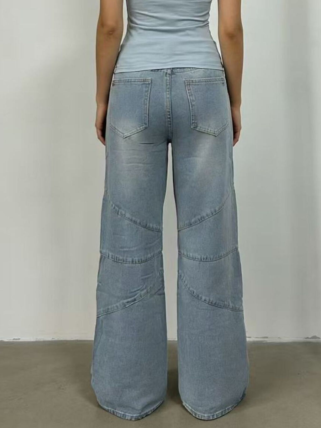Vintage Wash Wide Leg Jeans - Lara Moda